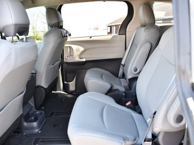 2023 Toyota Sienna XLE 7 Passenger