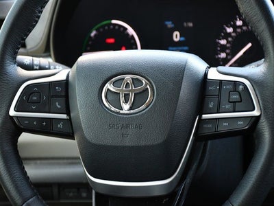 2023 Toyota Sienna XLE 7 Passenger