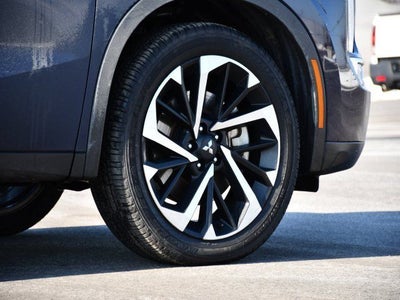 2024 Mitsubishi Outlander SE