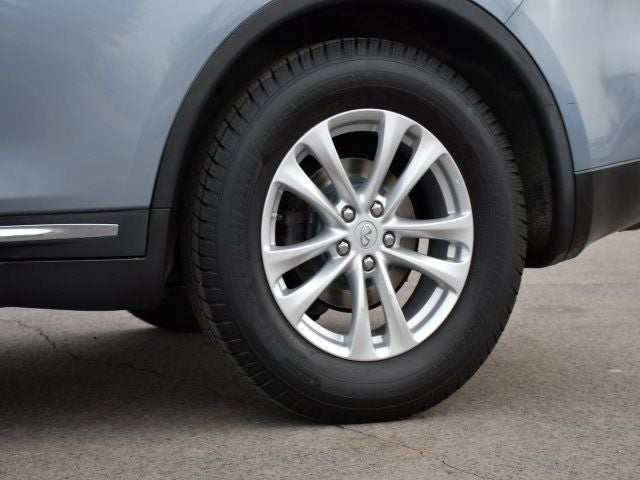 2017 INFINITI QX70 Base