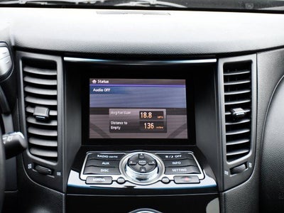 2017 INFINITI QX70 Base