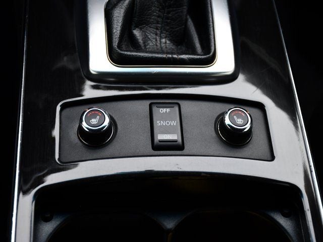 2017 INFINITI QX70 Base