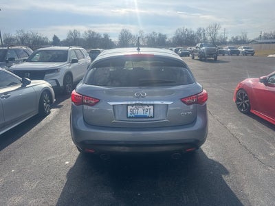 2017 INFINITI QX70 Base