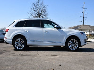 2021 Audi Q7 45 Premium Plus quattro