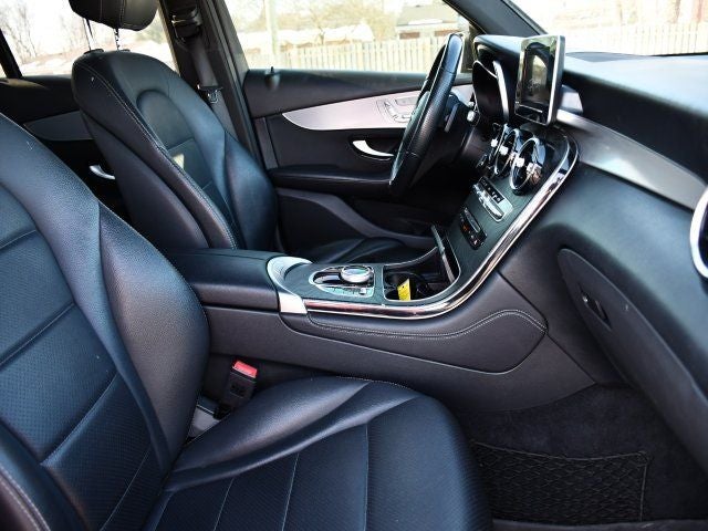 2019 Mercedes-Benz GLC GLC 300