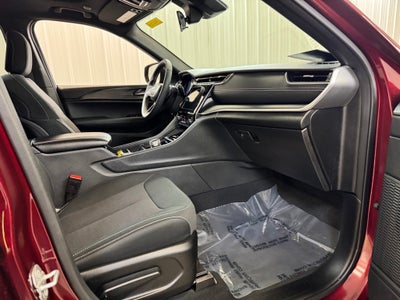 2025 Jeep Grand Cherokee Laredo X