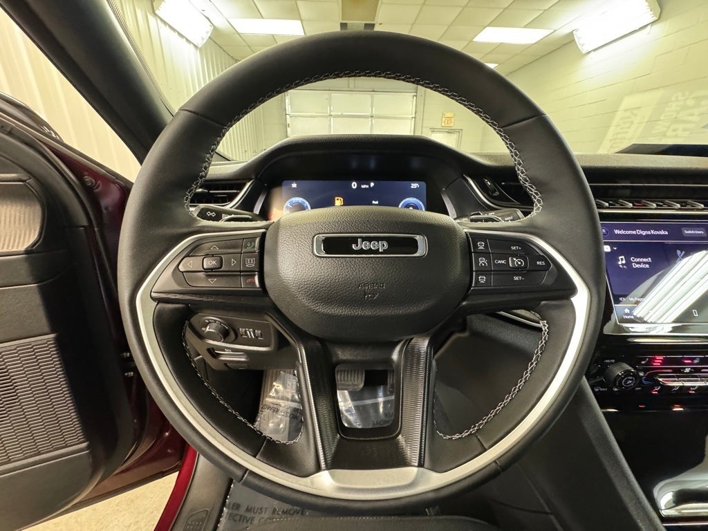 2025 Jeep Grand Cherokee Laredo X