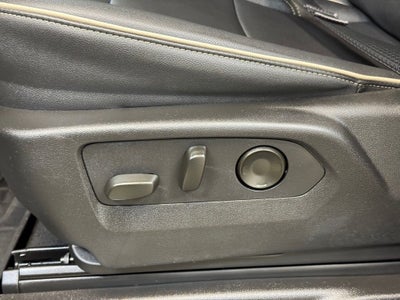 2024 Chevrolet Tahoe Premier Premium Package/Rear Seat Media