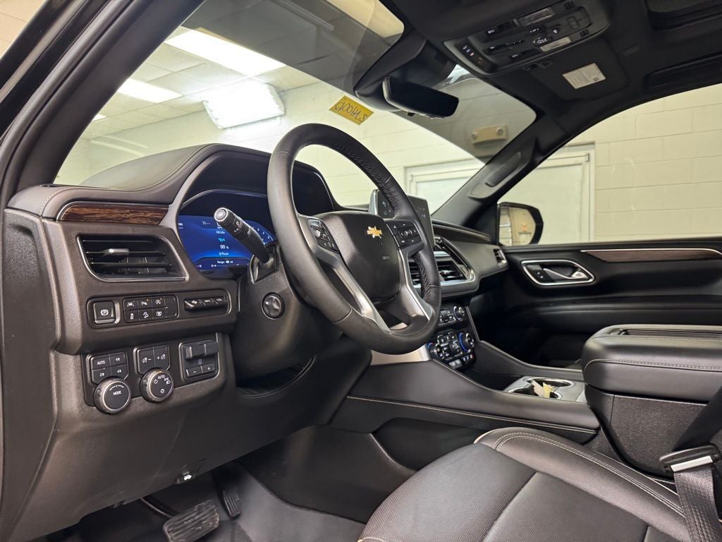 2024 Chevrolet Tahoe Premier Premium Package/Rear Seat Media