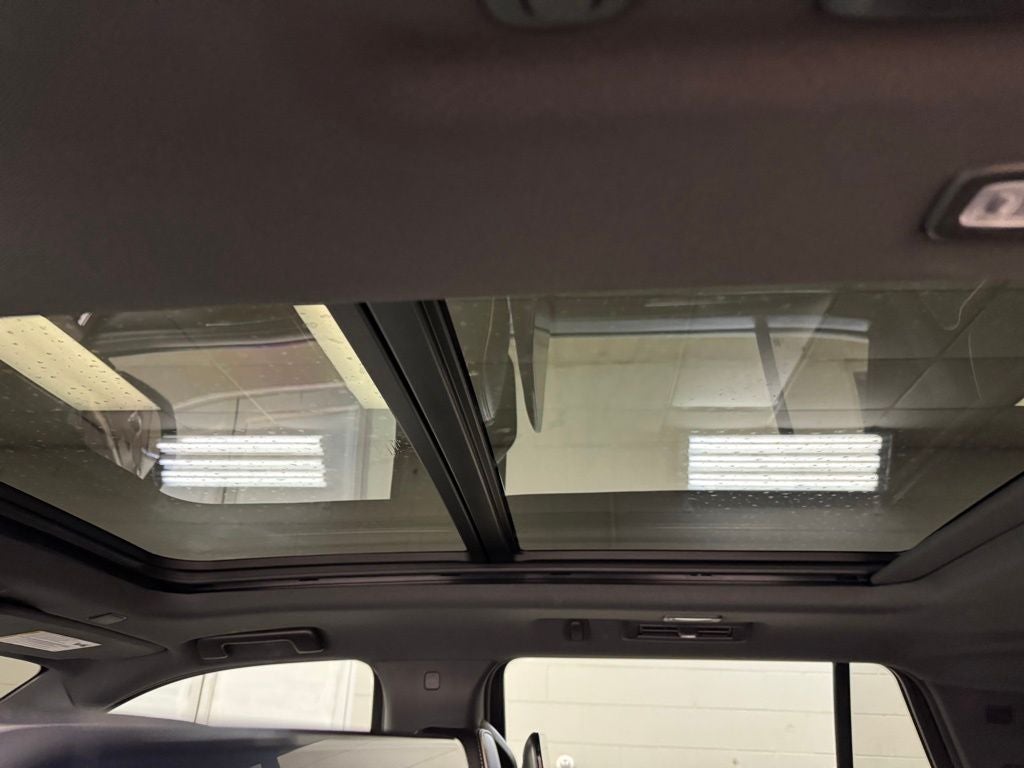 2024 Chevrolet Tahoe Premier Premium Package/Rear Seat Media