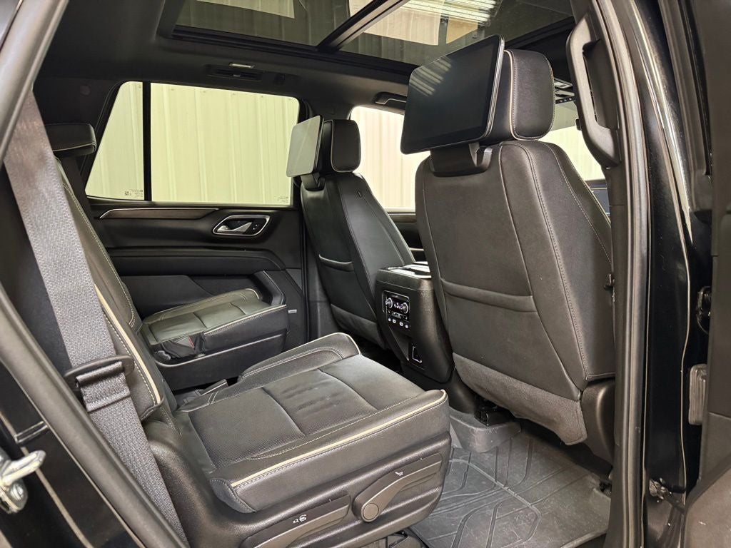 2024 Chevrolet Tahoe Premier Premium Package/Rear Seat Media