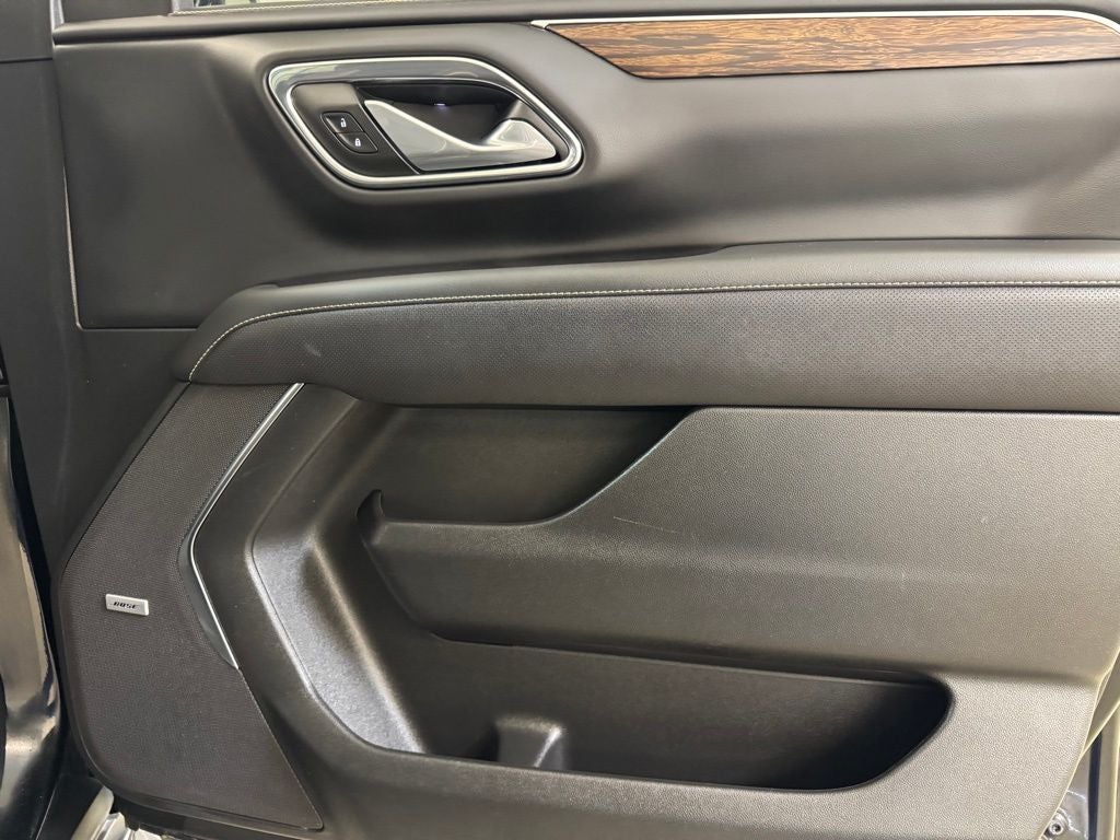 2024 Chevrolet Tahoe Premier Premium Package/Rear Seat Media