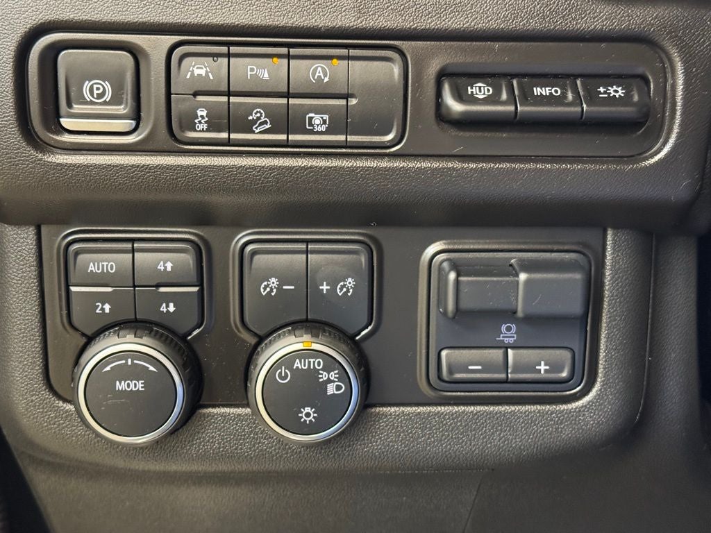 2024 Chevrolet Tahoe Premier Premium Package/Rear Seat Media