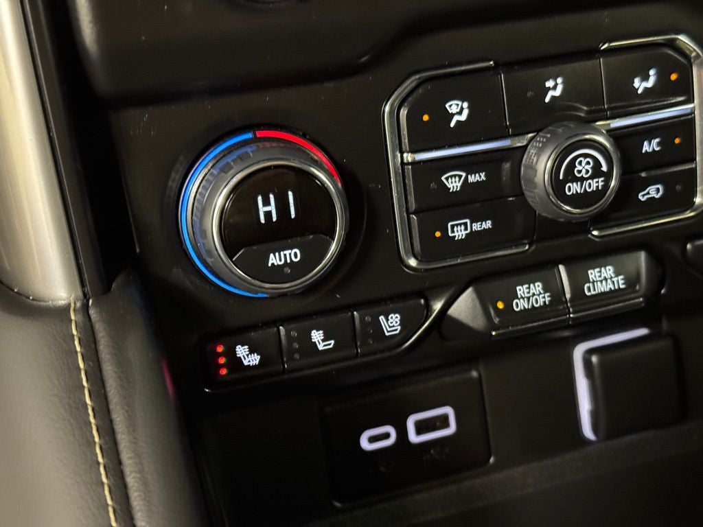 2024 Chevrolet Tahoe Premier Premium Package/Rear Seat Media