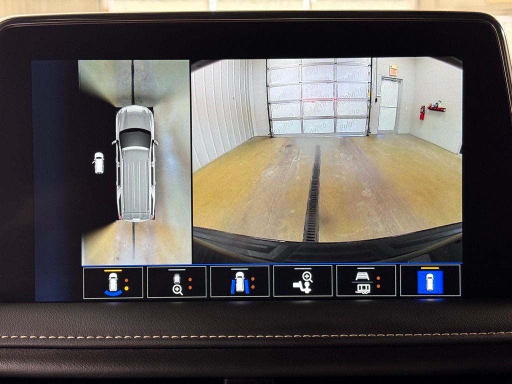 2024 Chevrolet Tahoe Premier Premium Package/Rear Seat Media