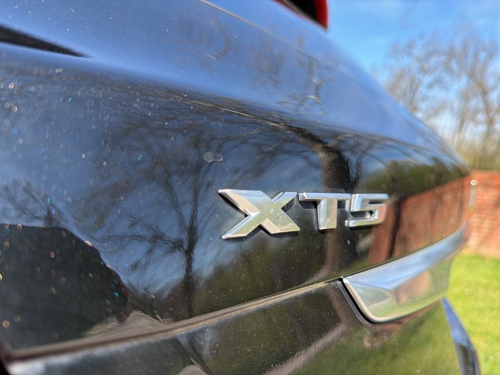 2020 Cadillac XT5 Premium Luxury