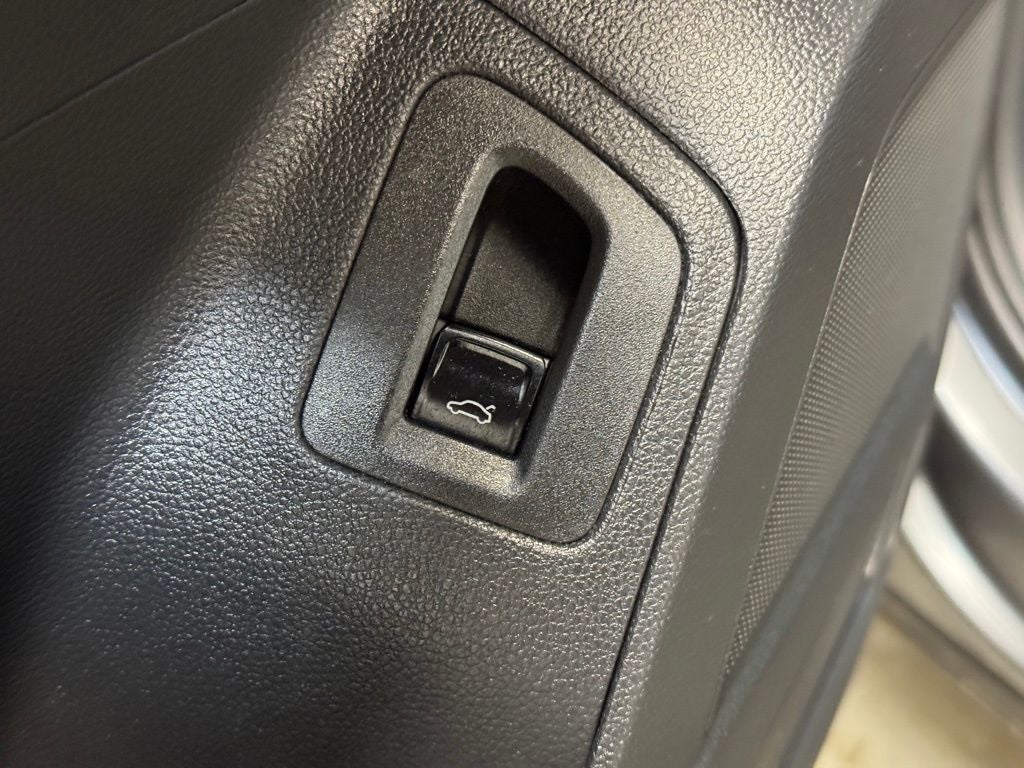 2021 Volkswagen Atlas 3.6L V6 SE w/Technology R-Line