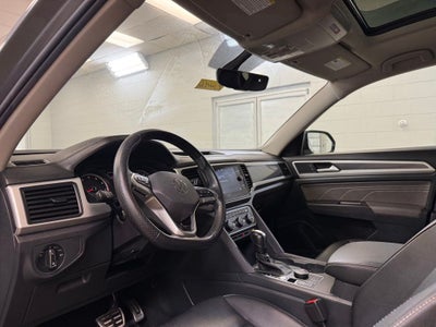 2021 Volkswagen Atlas 3.6L V6 SE w/Technology R-Line