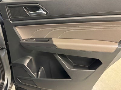 2021 Volkswagen Atlas 3.6L V6 SE w/Technology R-Line