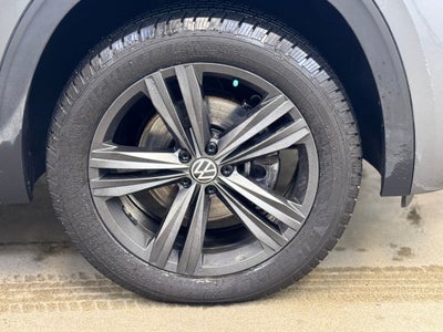 2021 Volkswagen Atlas 3.6L V6 SE w/Technology R-Line