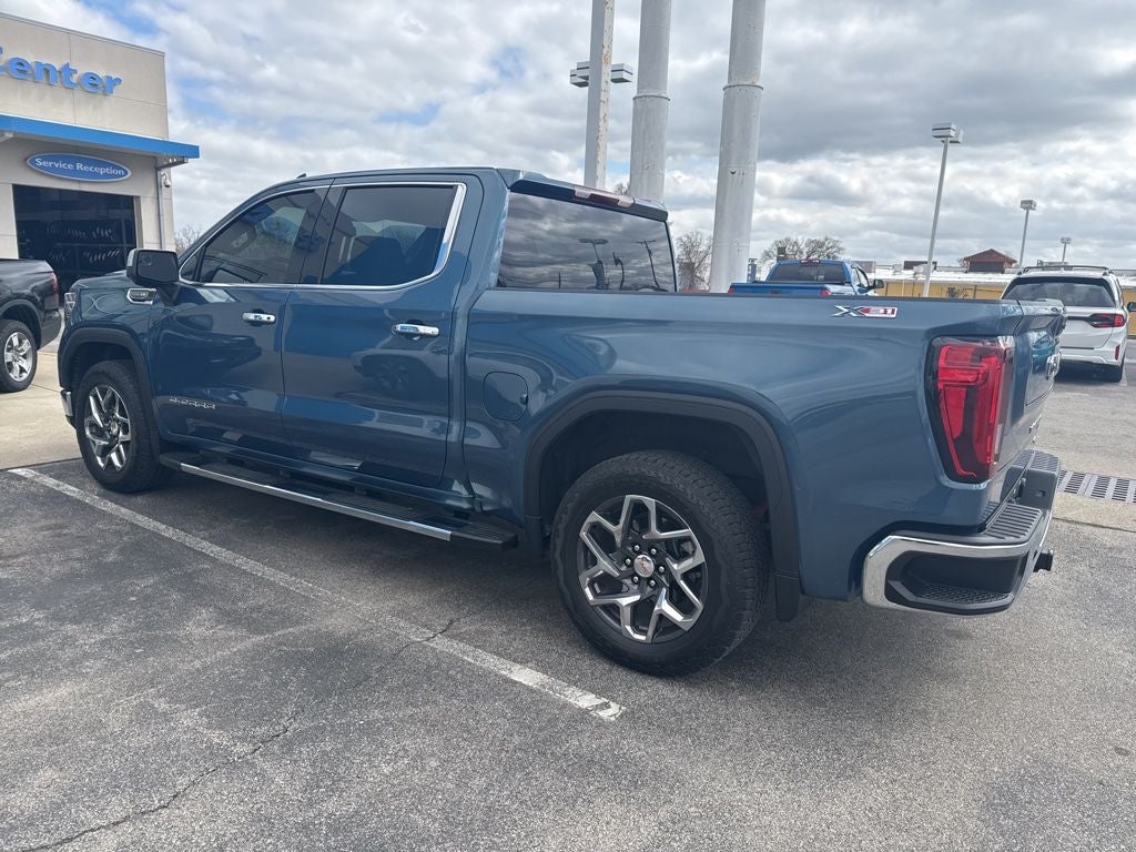 2024 GMC Sierra 1500 SLT