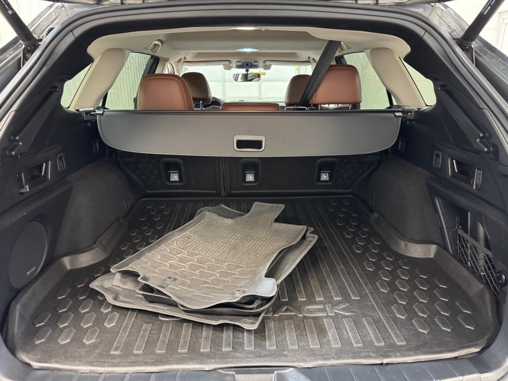 2020 Subaru Outback Touring XT