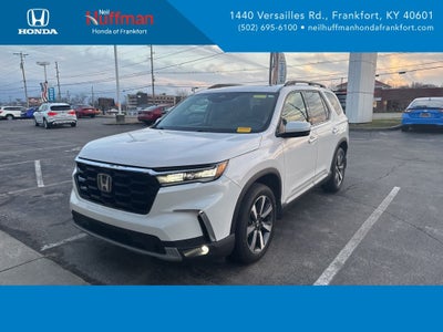 2023 Honda Pilot Touring