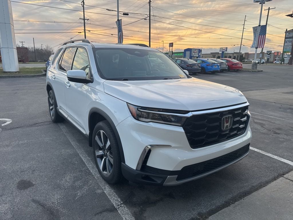 2023 Honda Pilot Touring