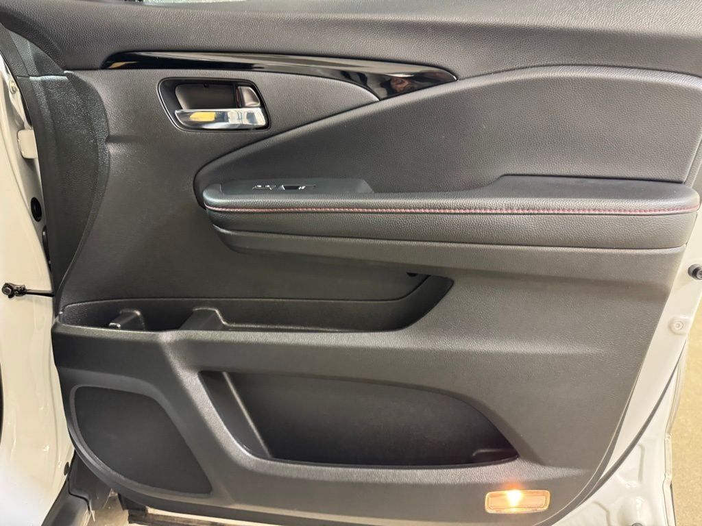 2022 Honda Ridgeline Black Edition