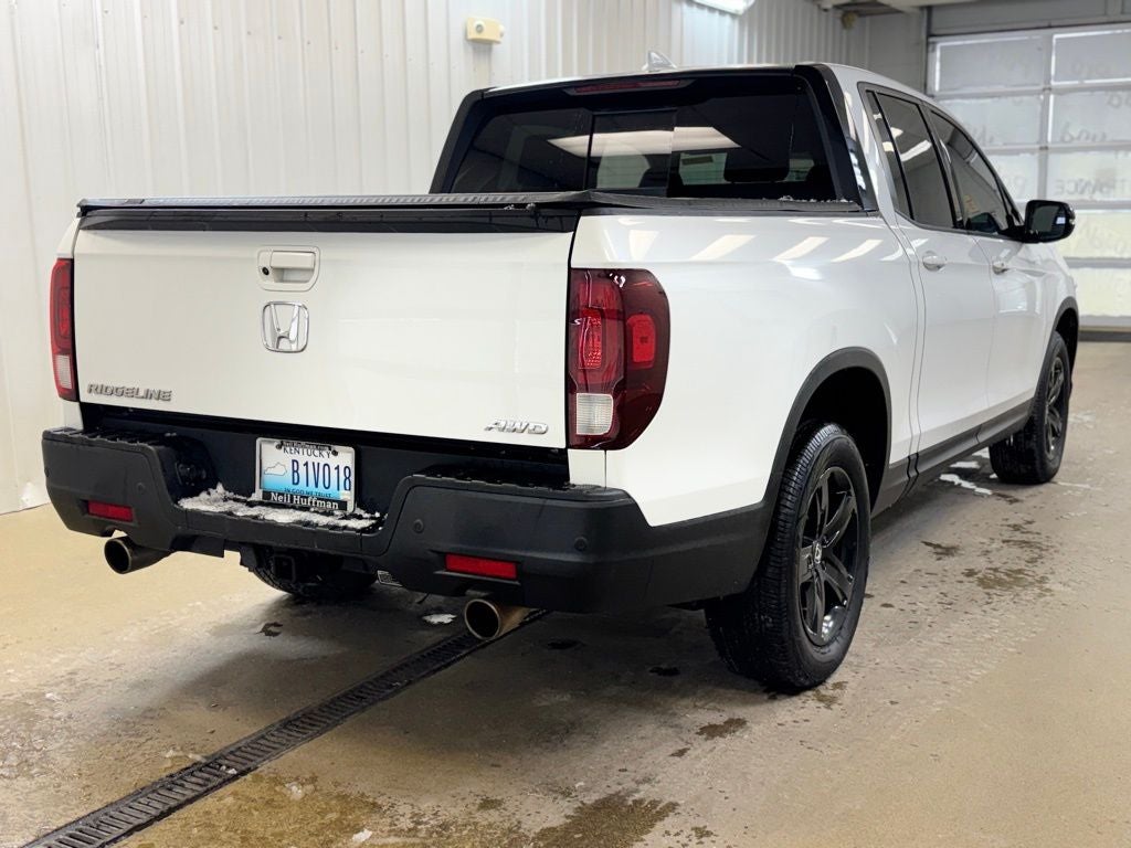 2022 Honda Ridgeline Black Edition