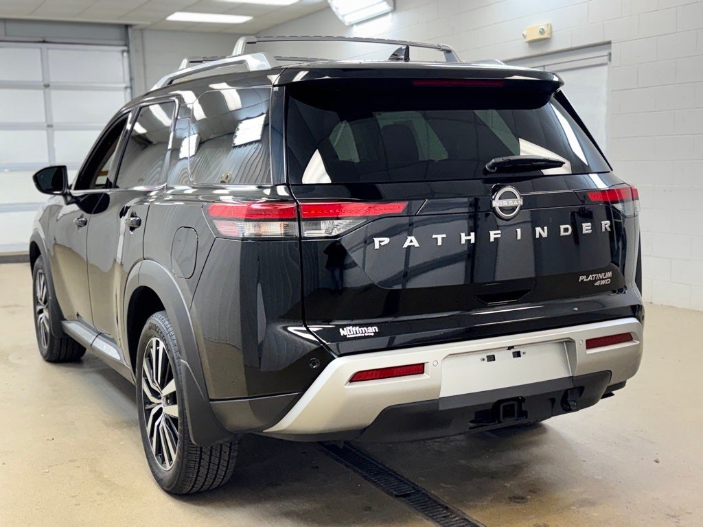 2025 Nissan Pathfinder Platinum