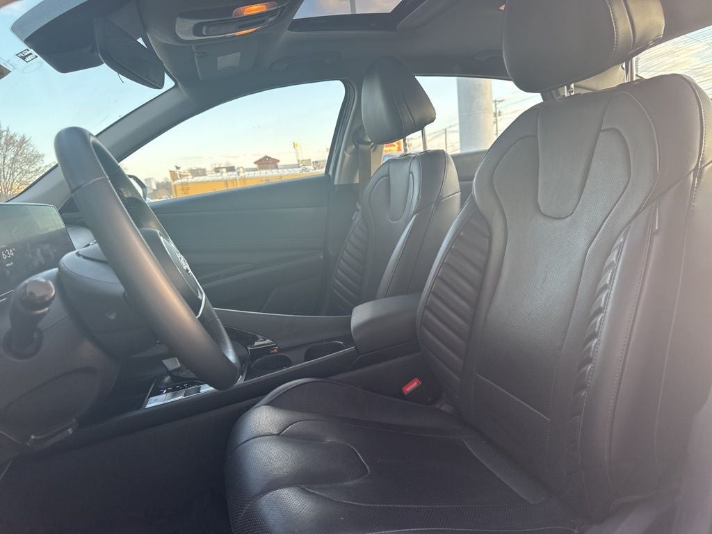 2022 Hyundai Elantra Limited