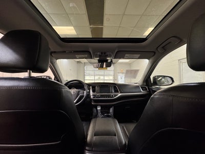 2019 Toyota Highlander Limited Platinum