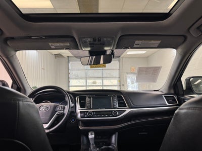 2019 Toyota Highlander Limited Platinum