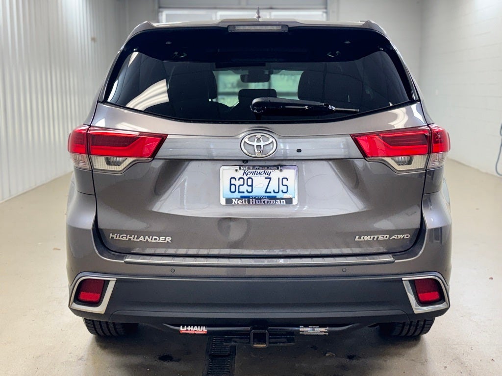 2019 Toyota Highlander Limited Platinum