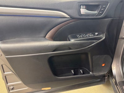 2019 Toyota Highlander Limited Platinum