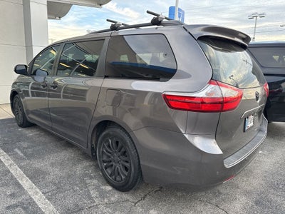 2015 Toyota Sienna XLE 7 Passenger