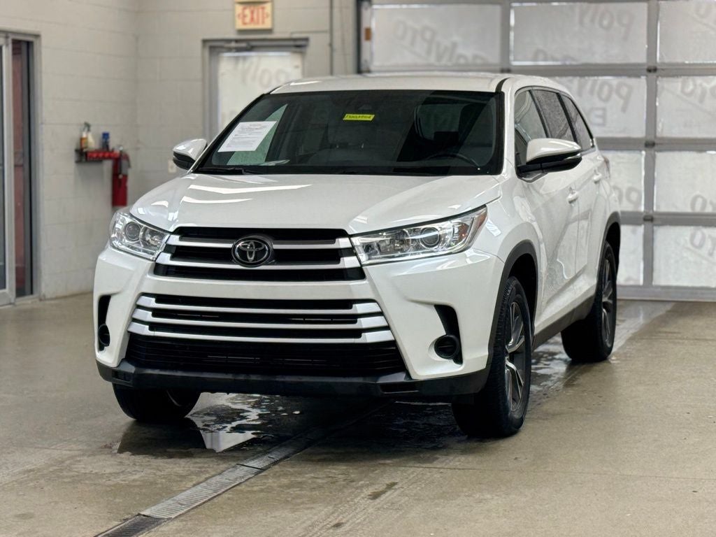 2019 Toyota Highlander LE