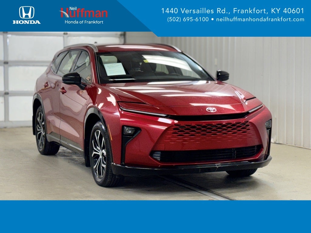 2025 Toyota Crown Signia XLE