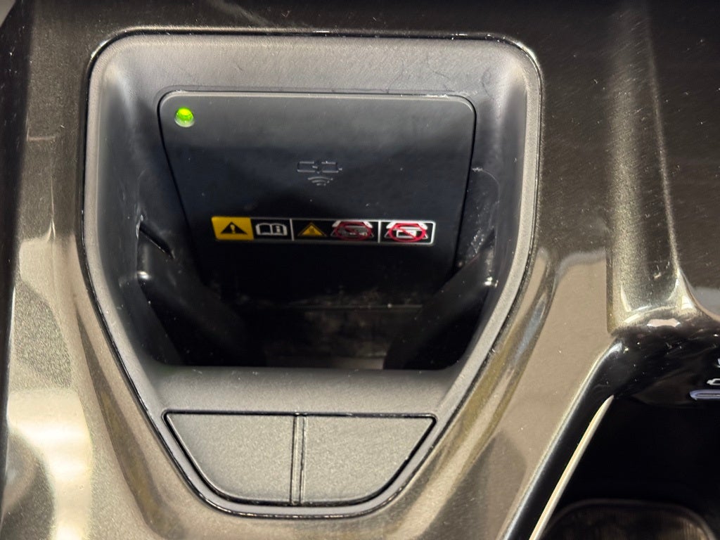 2025 Toyota Crown Signia XLE