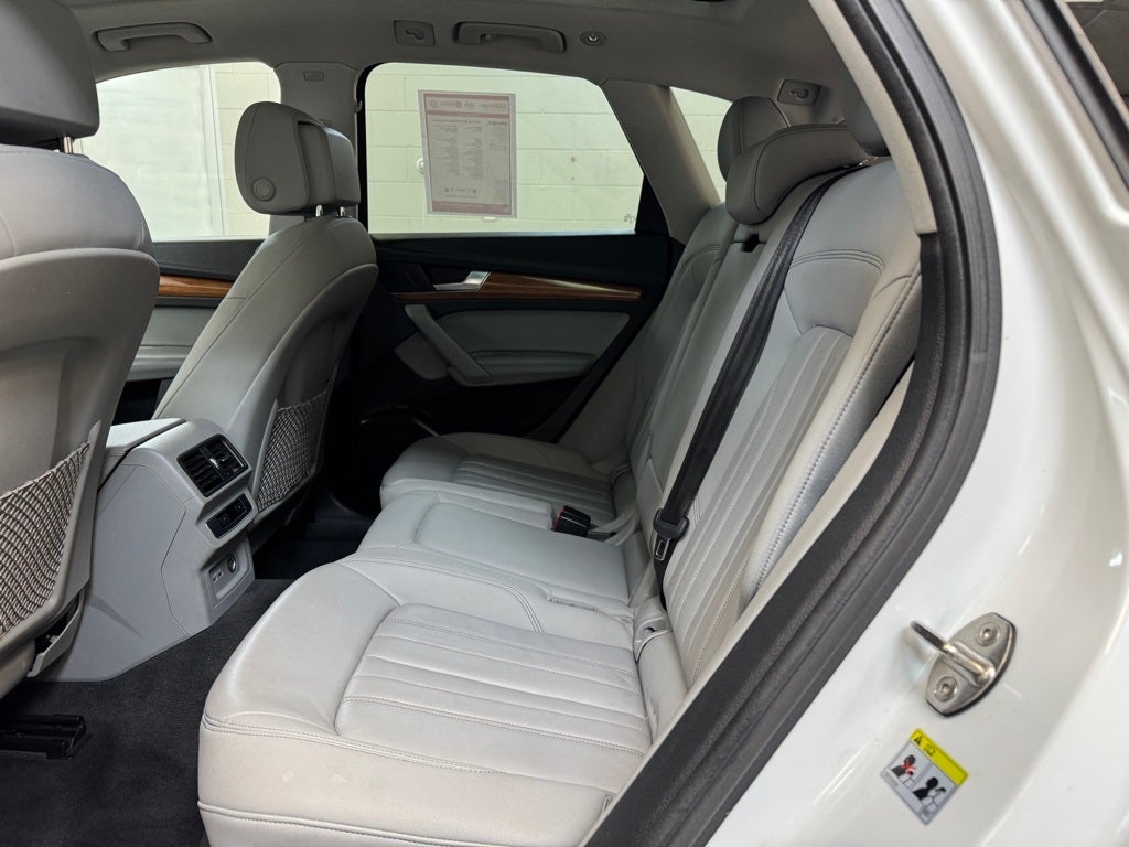 2021 Audi Q5 45 Premium Plus quattro