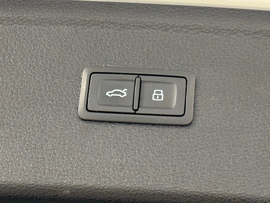 2021 Audi Q5 45 Premium Plus quattro