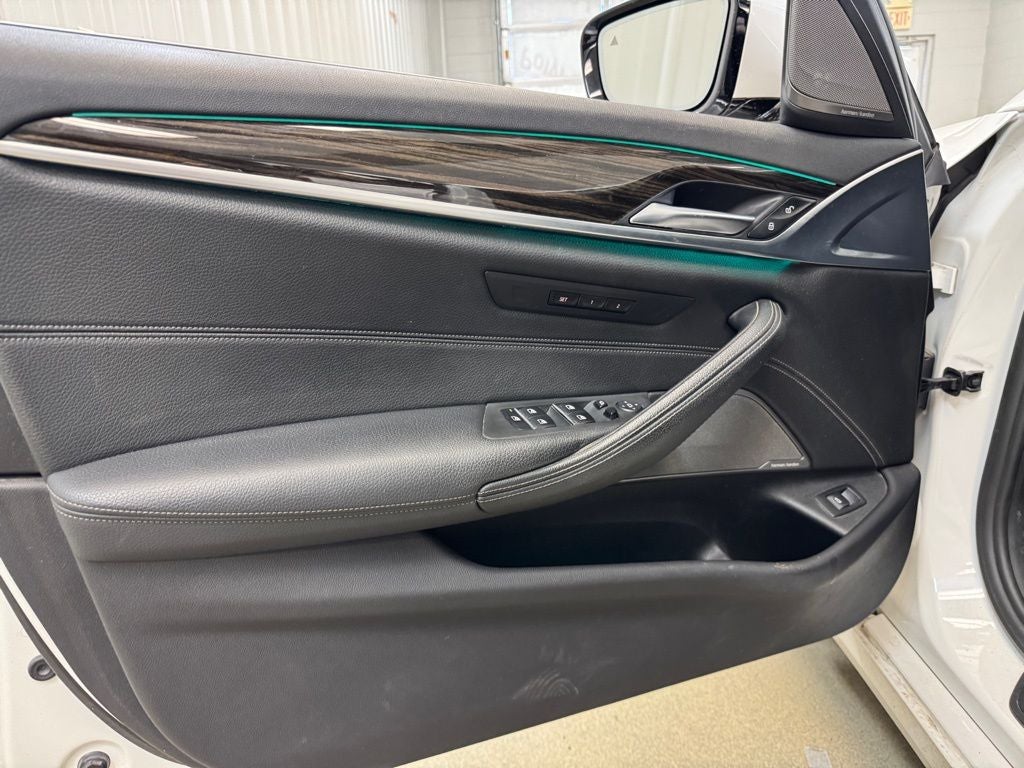 2019 BMW 5 Series 540i xDrive