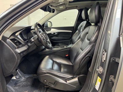 2018 Volvo XC90 T5 Momentum