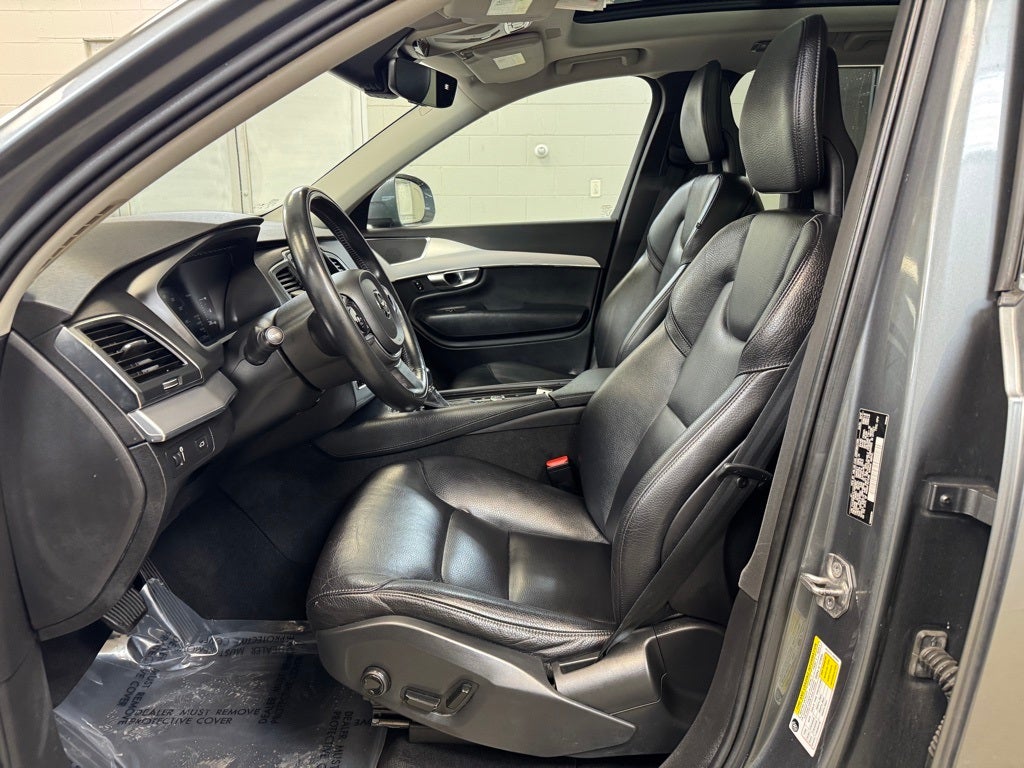 2018 Volvo XC90 T5 Momentum