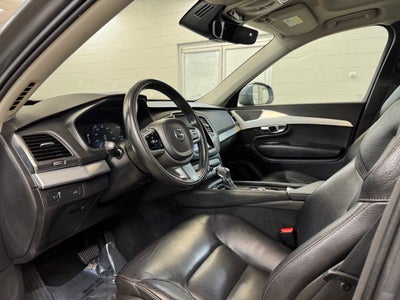 2018 Volvo XC90 T5 Momentum