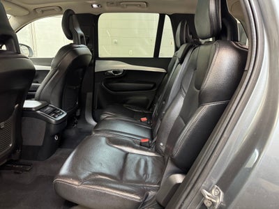 2018 Volvo XC90 T5 Momentum