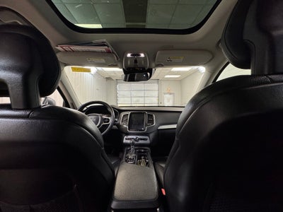 2018 Volvo XC90 T5 Momentum