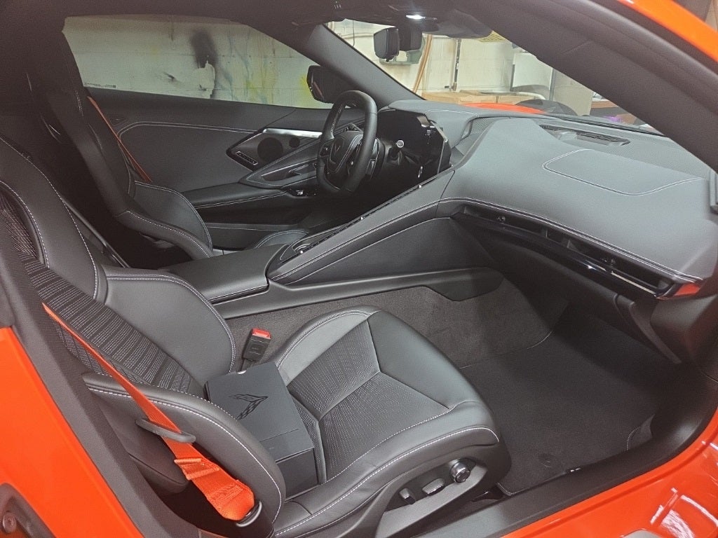 2025 Chevrolet Corvette Stingray 2LT