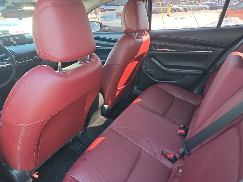 2023 Mazda Mazda3 2.5 S Carbon Edition